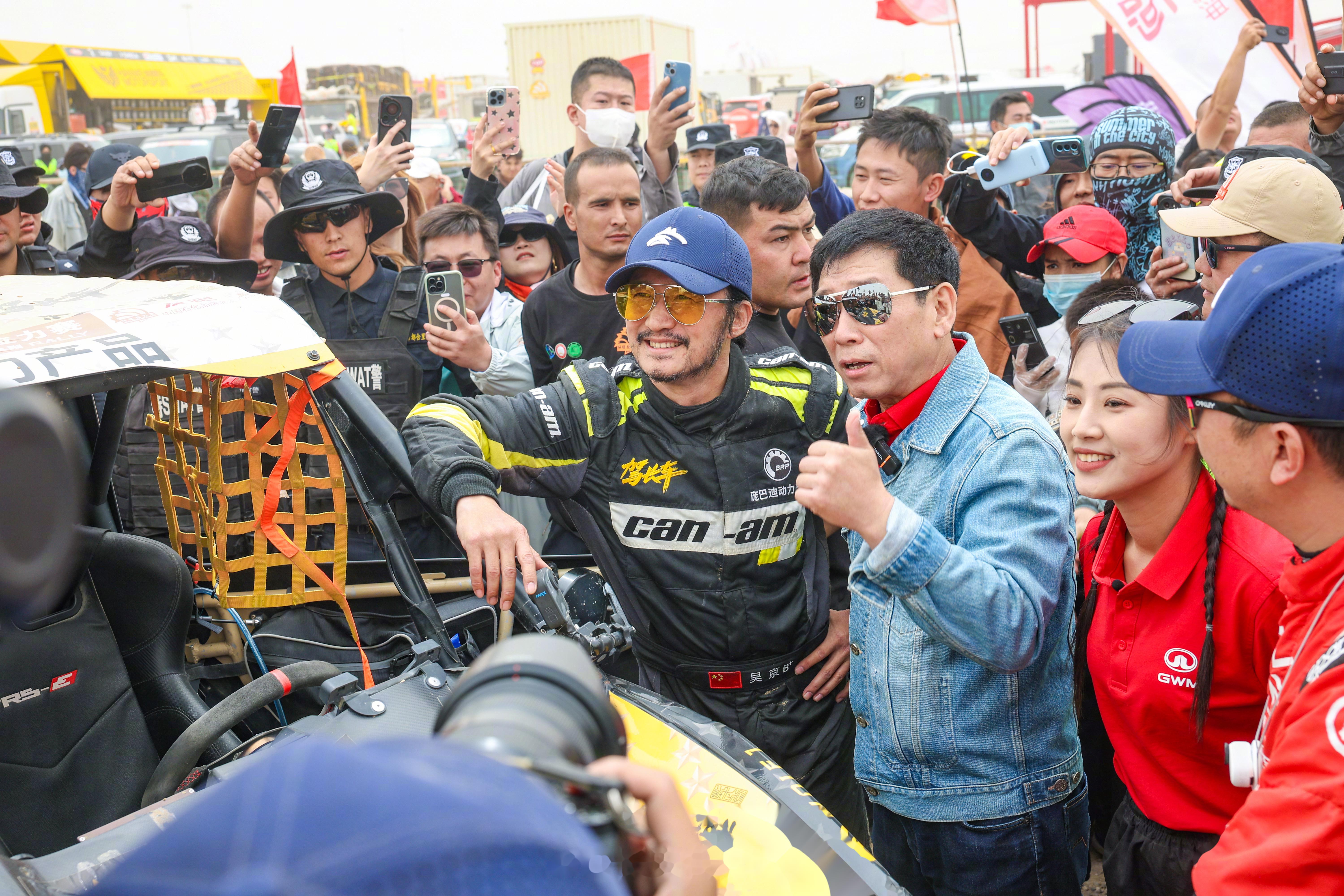 拉力赛热身赛上演强强对话,漠南猎隼队读秒扳平漠南银狐队,团队配合流畅;技战术储备厚实的简单介绍 拉力赛热身赛上演强强对话,漠南猎隼队读秒扳平漠南银狐队,团队配合流畅;技战术储备厚实的简单介绍