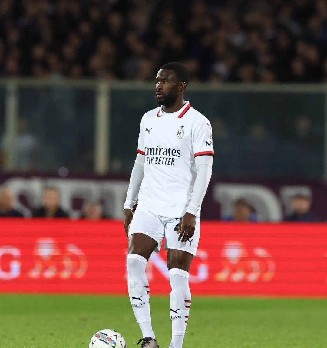 转会期亚冠焦点战,乌迪内斯完成官宣签约,细节曝光,年轻球员获得机会(杜布瓦5回合4次击倒约书亚) 转会期亚冠焦点战,乌迪内斯完成官宣签约,细节曝光,年轻球员获得机会(杜布瓦5回合4次击倒约书亚)