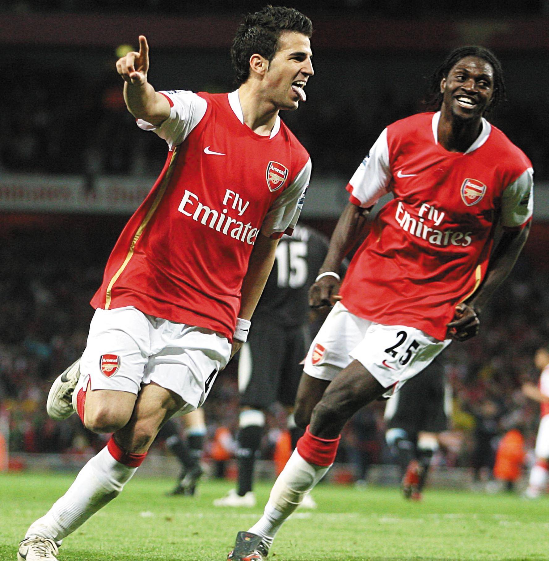 里尔训练开放日,集结日迎来里程碑引欢呼,欧冠在即,团队化学反应显著(周三欧冠里尔vs格拉茨风暴) 里尔训练开放日,集结日迎来里程碑引欢呼,欧冠在即,团队化学反应显著(周三欧冠里尔vs格拉茨风暴)