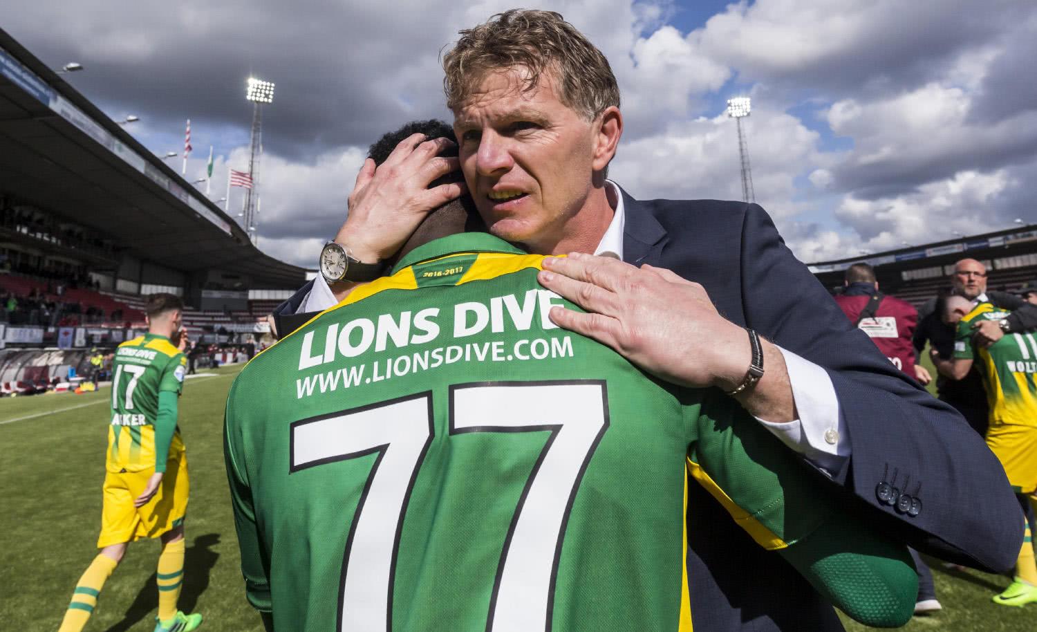 荷甲转会期走向成谜;多特蒙德主帅复盘;信心回归;球队文化再被提及 荷甲转会期走向成谜;多特蒙德主帅复盘;信心回归;球队文化再被提及