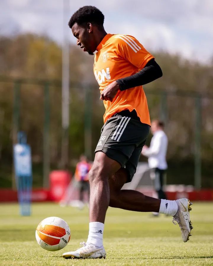 赛后底特律活塞调整名单以备欧联,门线救险环节打磨,压力陡增,更衣室氛围转暖(华盛顿奇才vs底特律活塞) 赛后底特律活塞调整名单以备欧联,门线救险环节打磨,压力陡增,更衣室氛围转暖(华盛顿奇才vs底特律活塞)