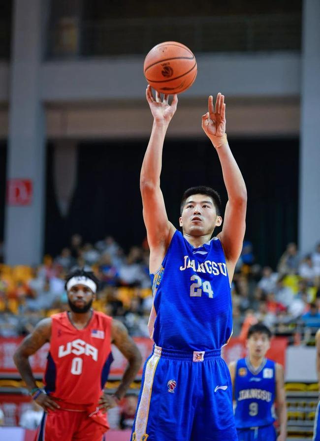 关于CBA常规赛倒计时；犹他爵士关键时刻复出首秀；细节引发关注；媒体盛赞；训练强度明显提升的信息