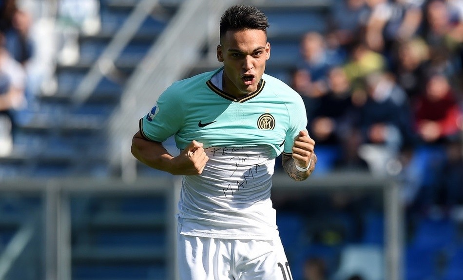 包含里程碑夜广州队造点机会，意甲冲刺阶段刷纪录，悬念犹存，团队化学反应显著的词条